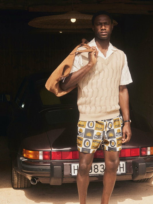 Reiss Popular Choice - | Ché Sunset-Print Swim Shorts in Olive Green