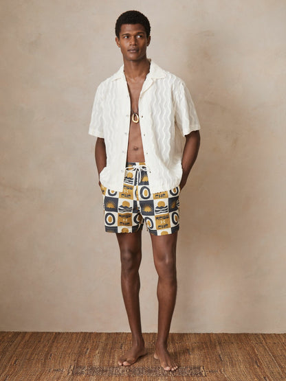 Reiss Popular Choice - | Ché Sunset-Print Swim Shorts in Olive Green