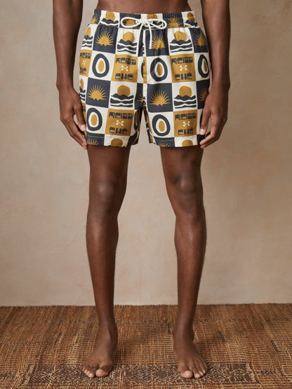 Reiss Popular Choice - | Ché Sunset-Print Swim Shorts in Olive Green