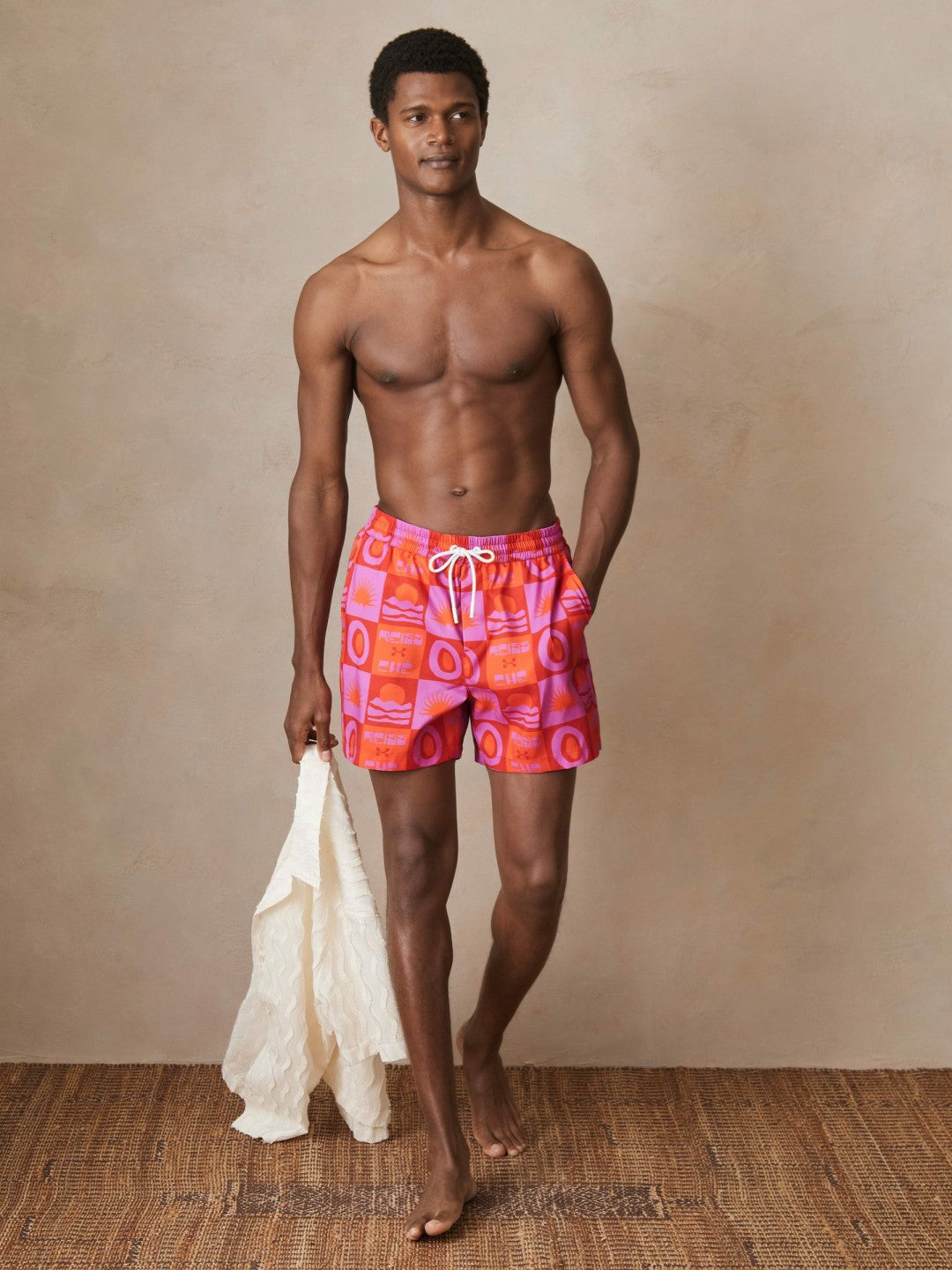 Reiss Featured - | Ché Sunset-Print Swim Shorts in Orange/Pink