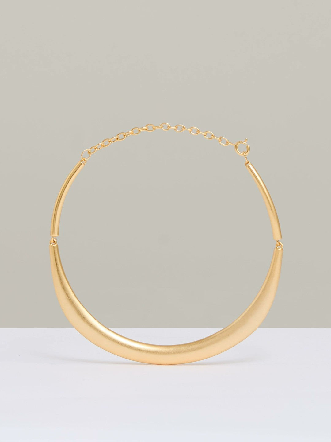 Reiss Savings - Polished Curve Choker in Gold Tone
