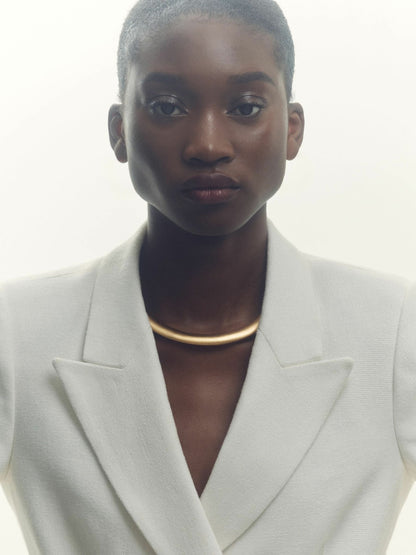 Reiss Savings - Polished Curve Choker in Gold Tone