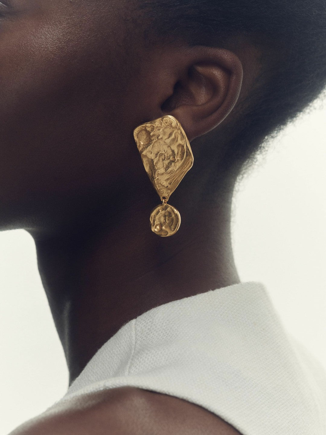 Reiss Value - Molten Large Drop Earrings in Gold Tone