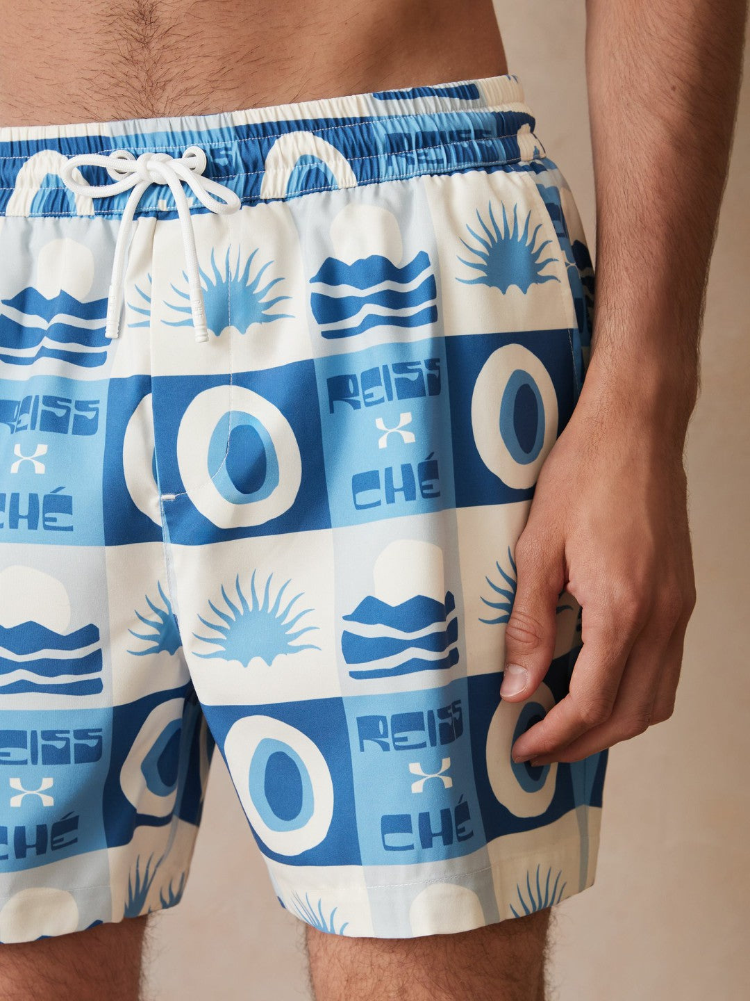 Reiss Savings - | Ché Sunset-Print Swim Shorts in Blue Multi