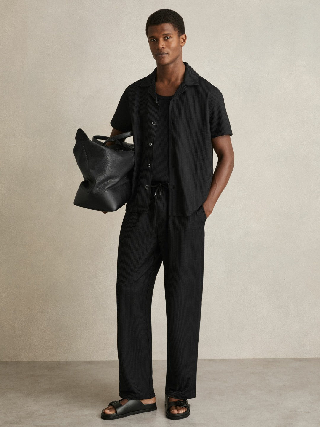 Reiss Deal - Textured-Knit Cuban-Collar Shirt in Black