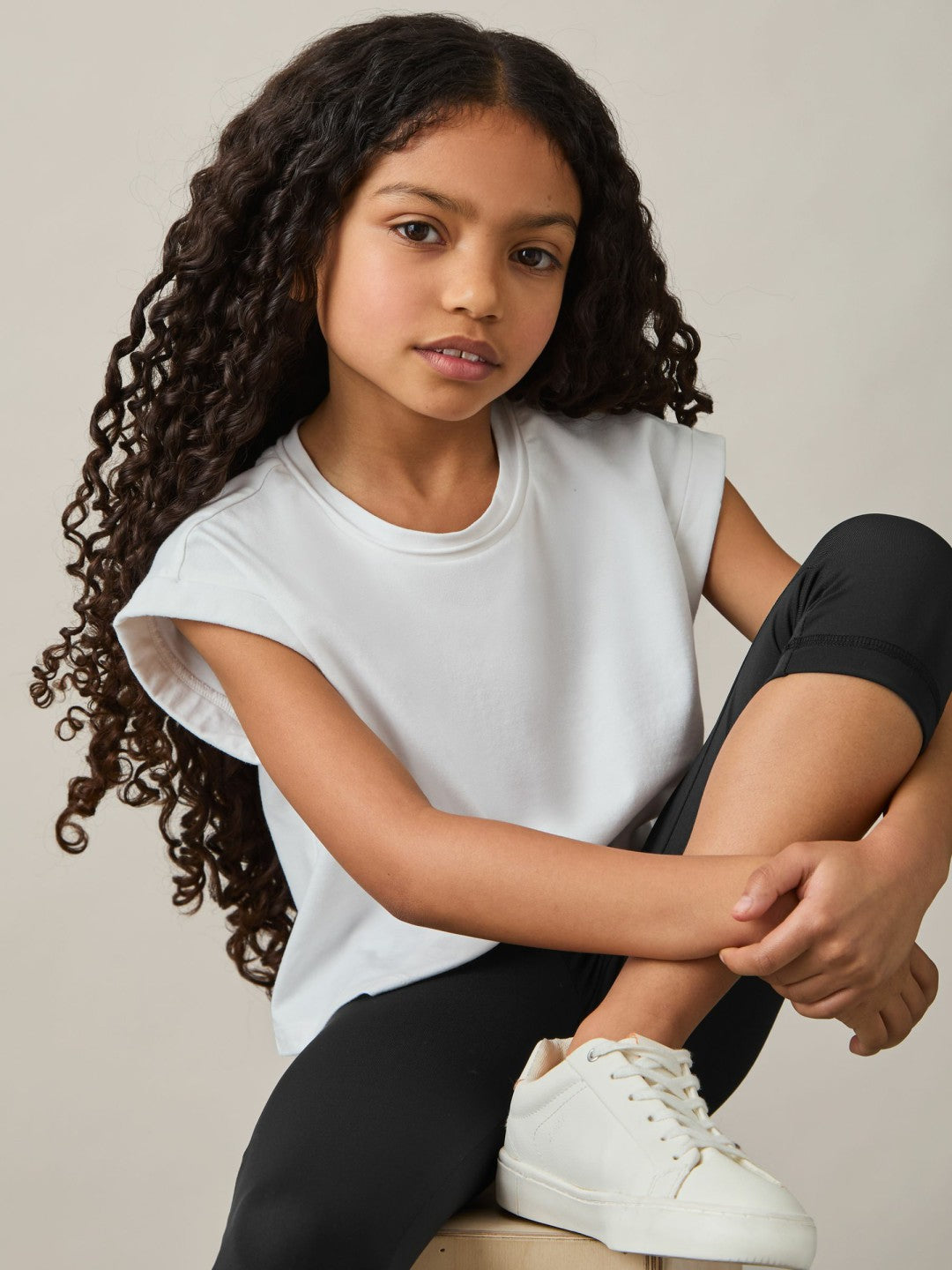 Reiss Popular Choice - 13-14 yrs Three-Quarter Length Leggings in Black