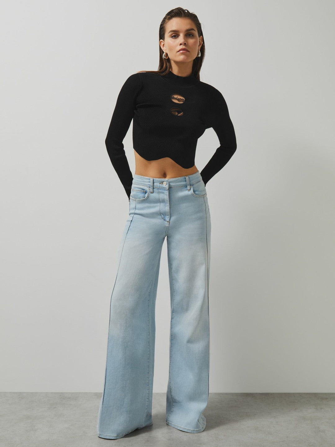 Reiss Affordable - McLaren F1 Team Cut-Out Knit Crop Top in Black