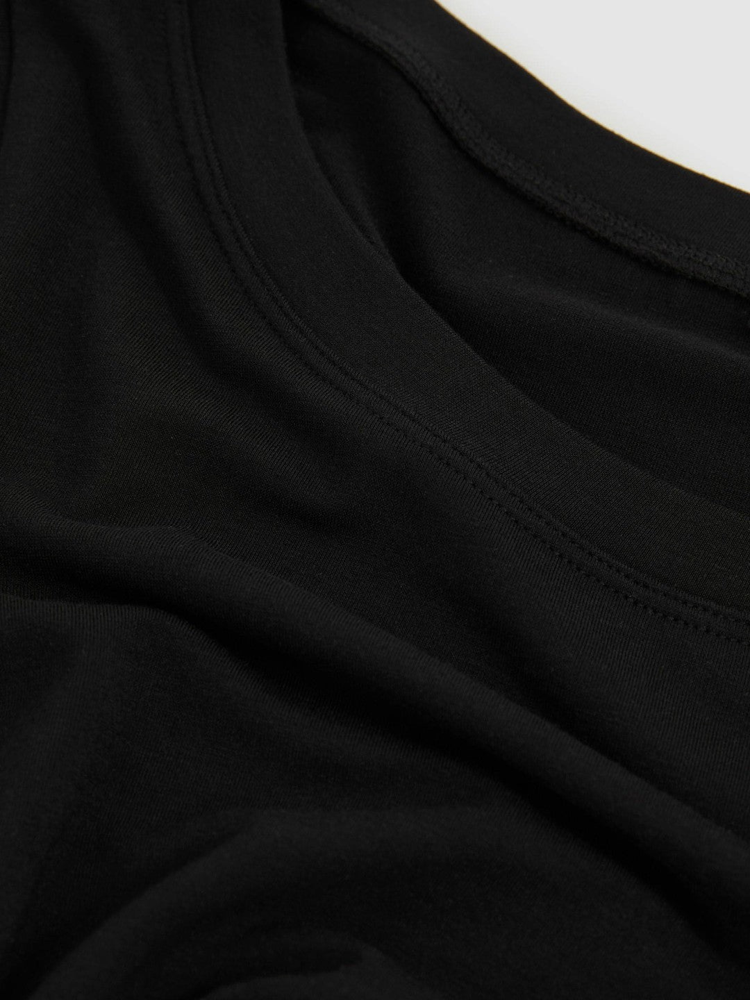Reiss Popular Choice - Short Sleeve T-Shirt in Black