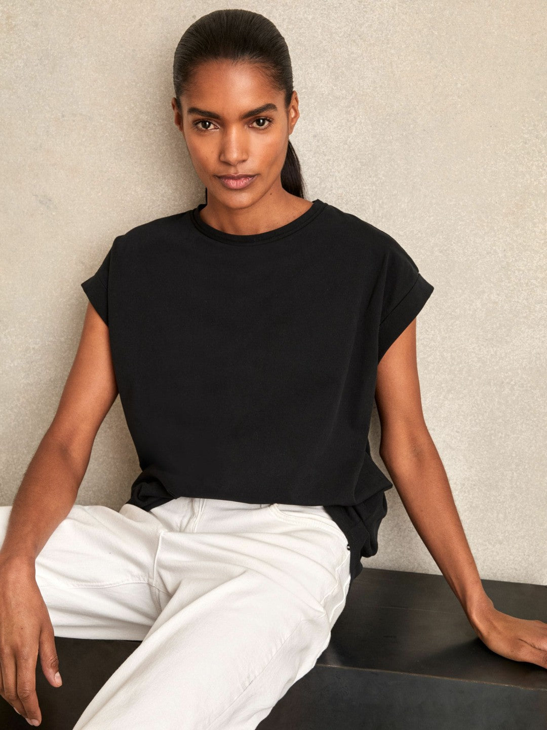 Reiss Savings - Brushed-Cotton Crew-Neck T-Shirt in Black
