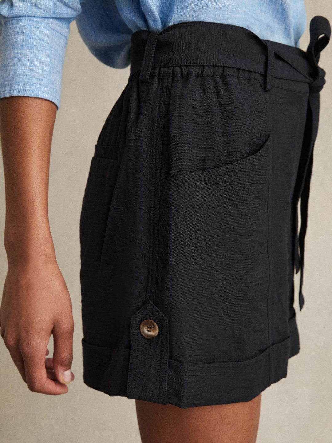Reiss Sale - Belted Button Tab Shorts in Navy