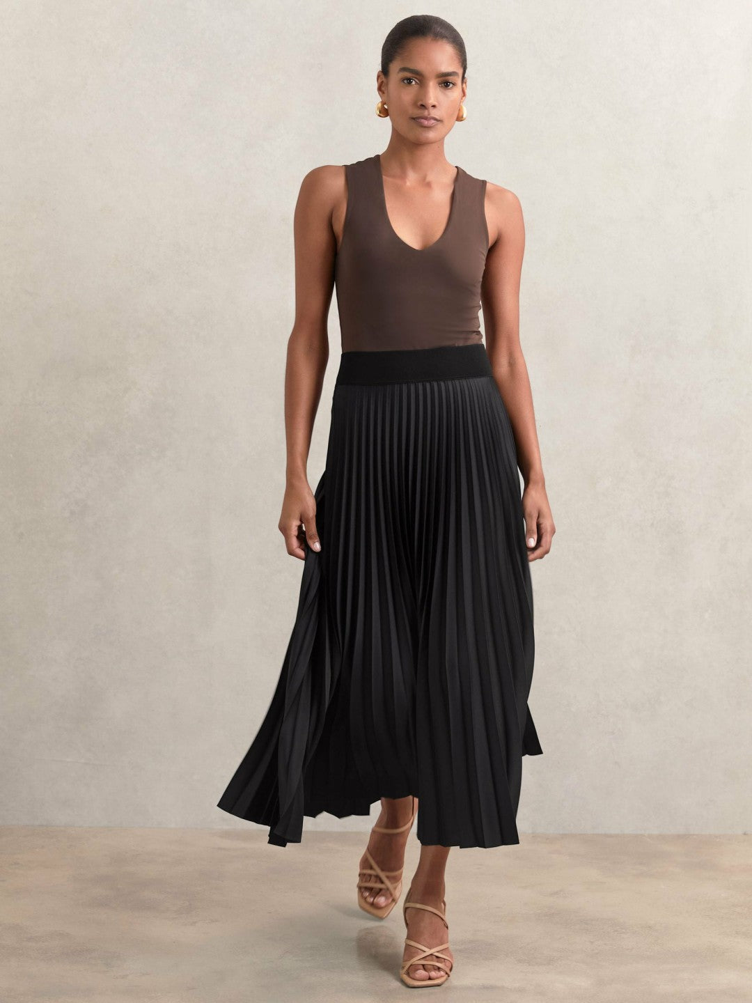 Reiss Best Seller - Pleated Midi Skirt in Black