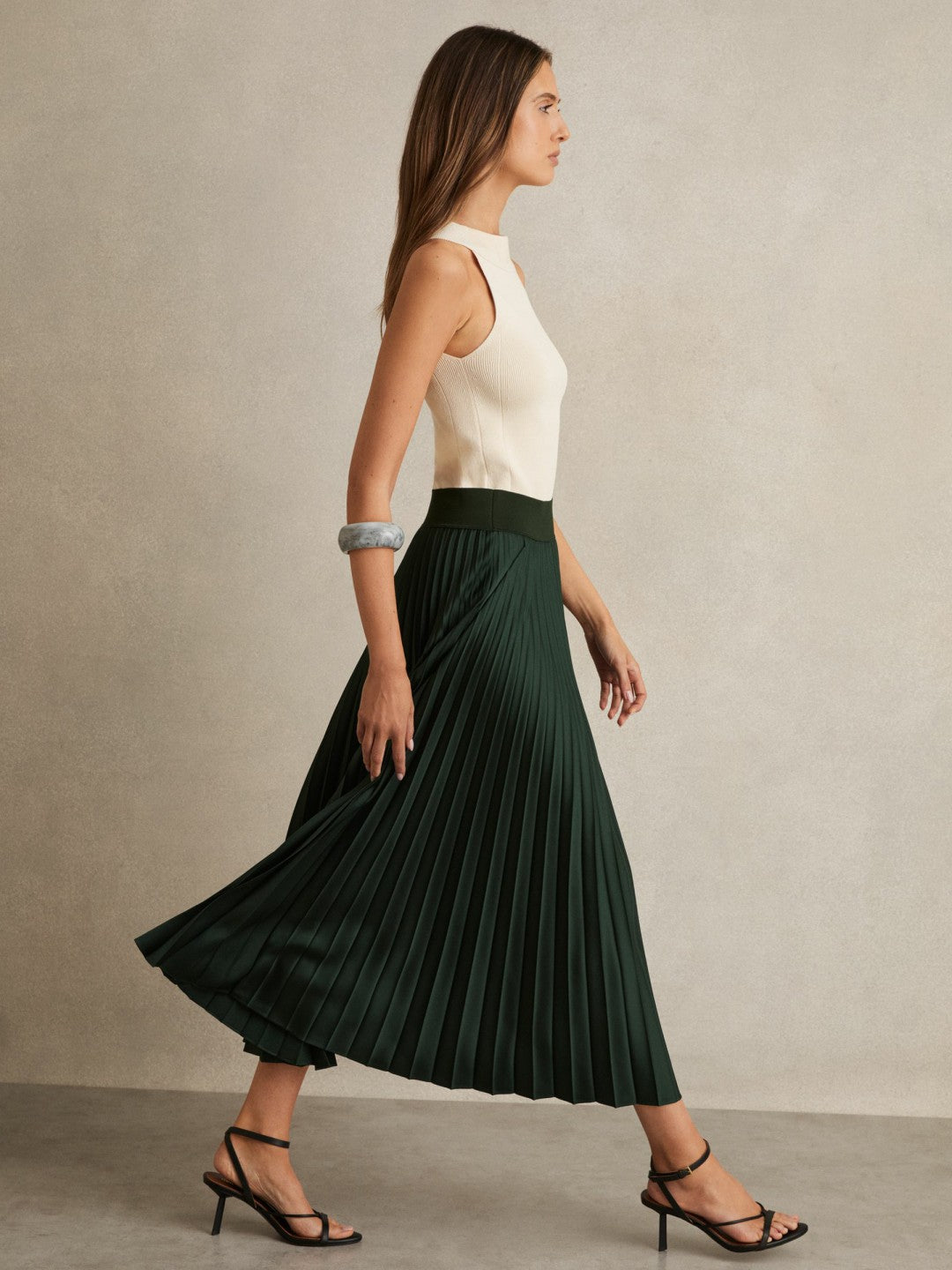Reiss Offer - Pleated Midi Skirt in Dark Green