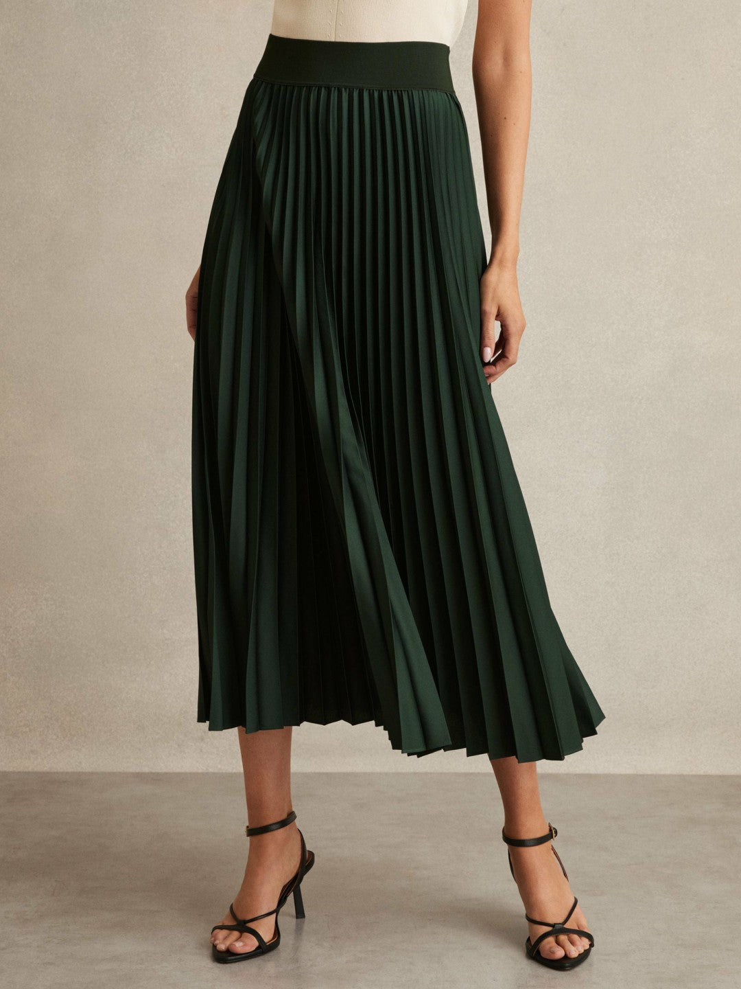 Reiss Offer - Pleated Midi Skirt in Dark Green
