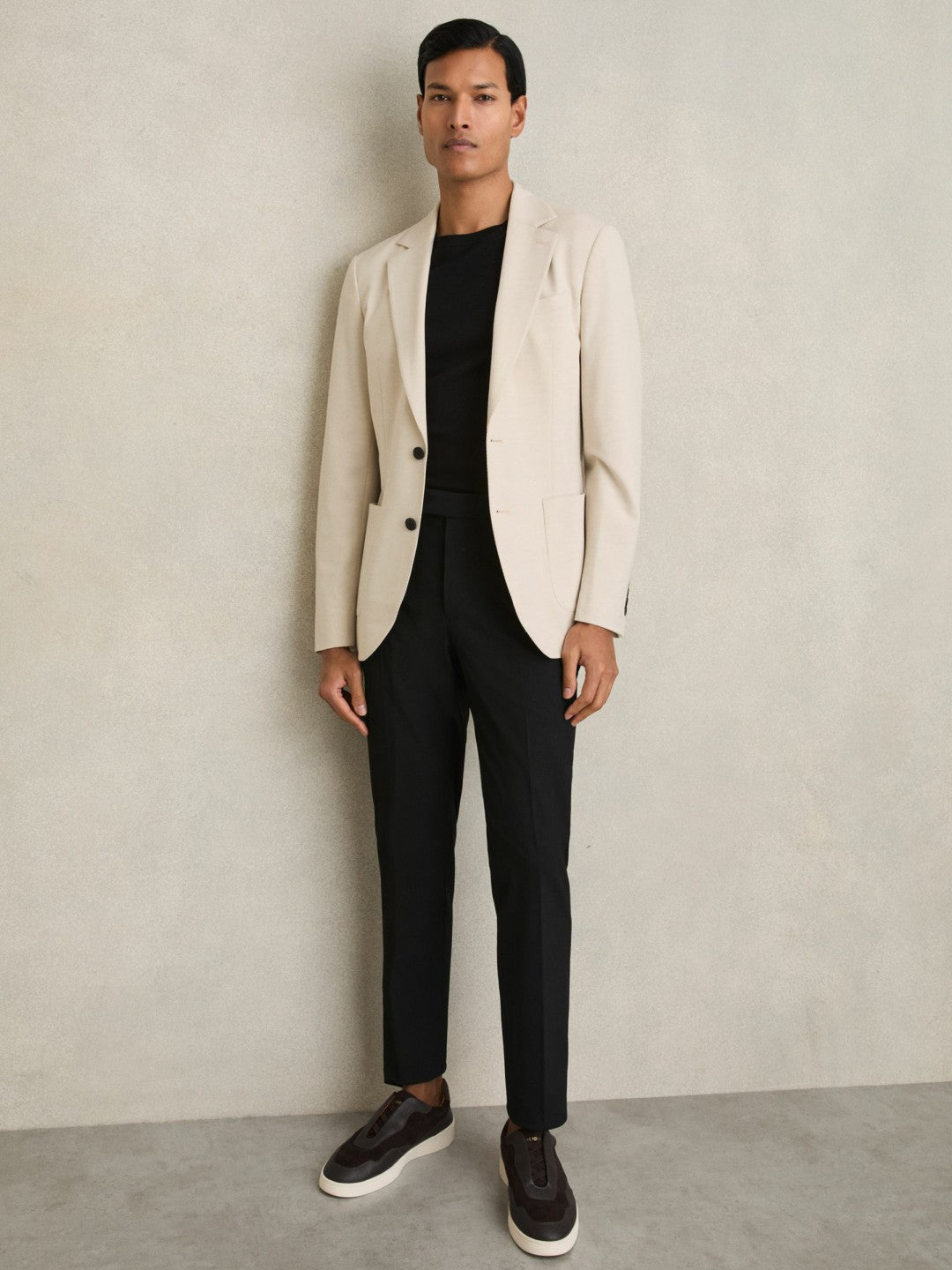 Reiss Savings - Slim-Fit Internal-Drawstring Trousers in Black