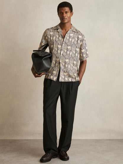 Reiss Wave Print Cuban Collar Shirt in Off White/Navy