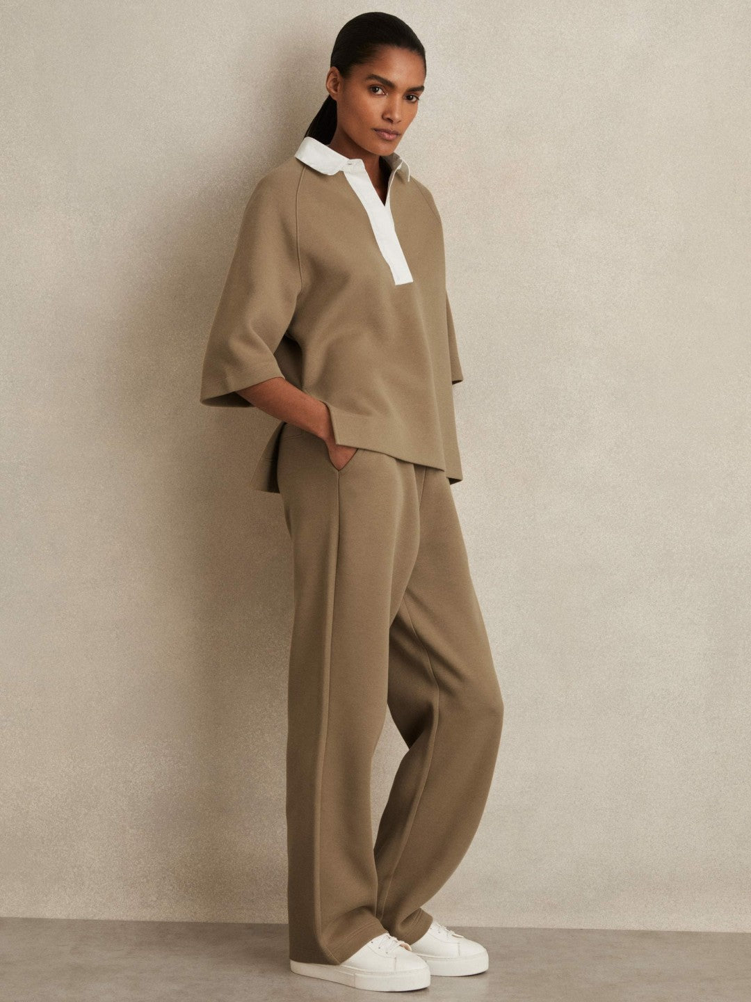 Reiss Value - Cotton-Blend Interlock Collar Sweatshirt in Camel
