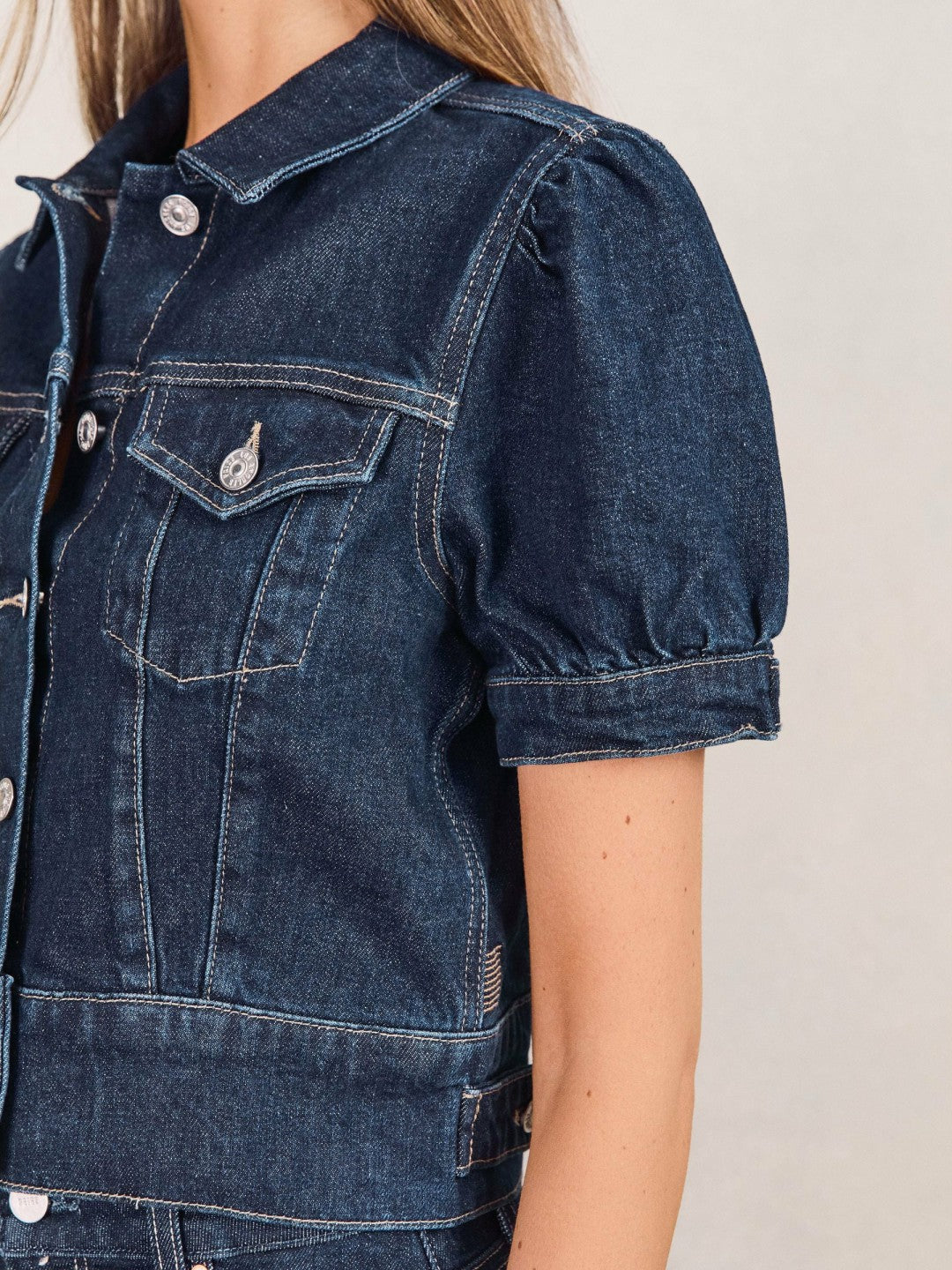Reiss Offer - Paige Puff-Sleeve Short Denim Jacket in Emberlynn Blue