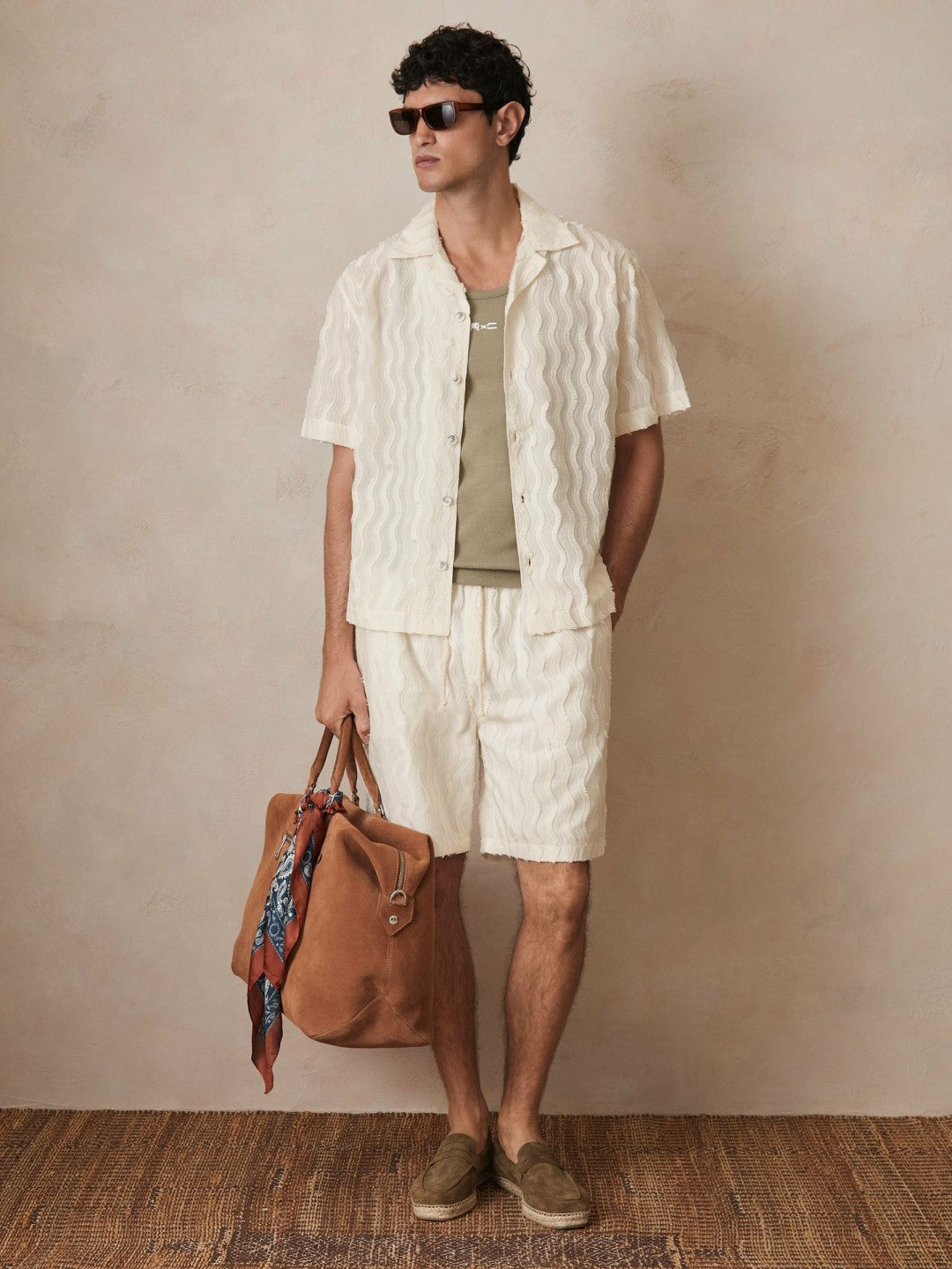 Reiss Popular Choice - | Ché Fringed-Wave Shorts in Off White