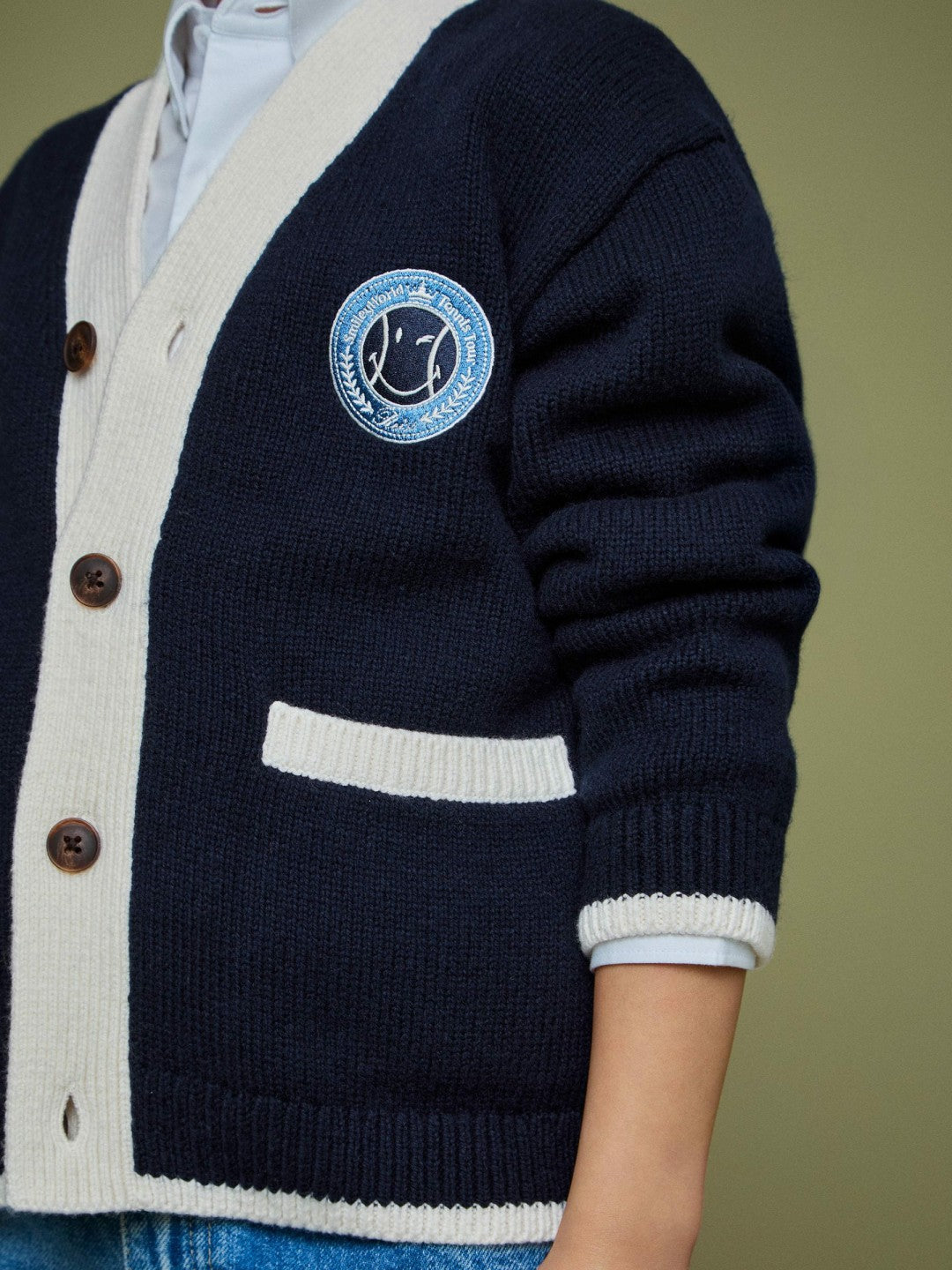 Reiss 3-9 yrs SmileyWorld Logo Cardigan Unisex Fit in Off White