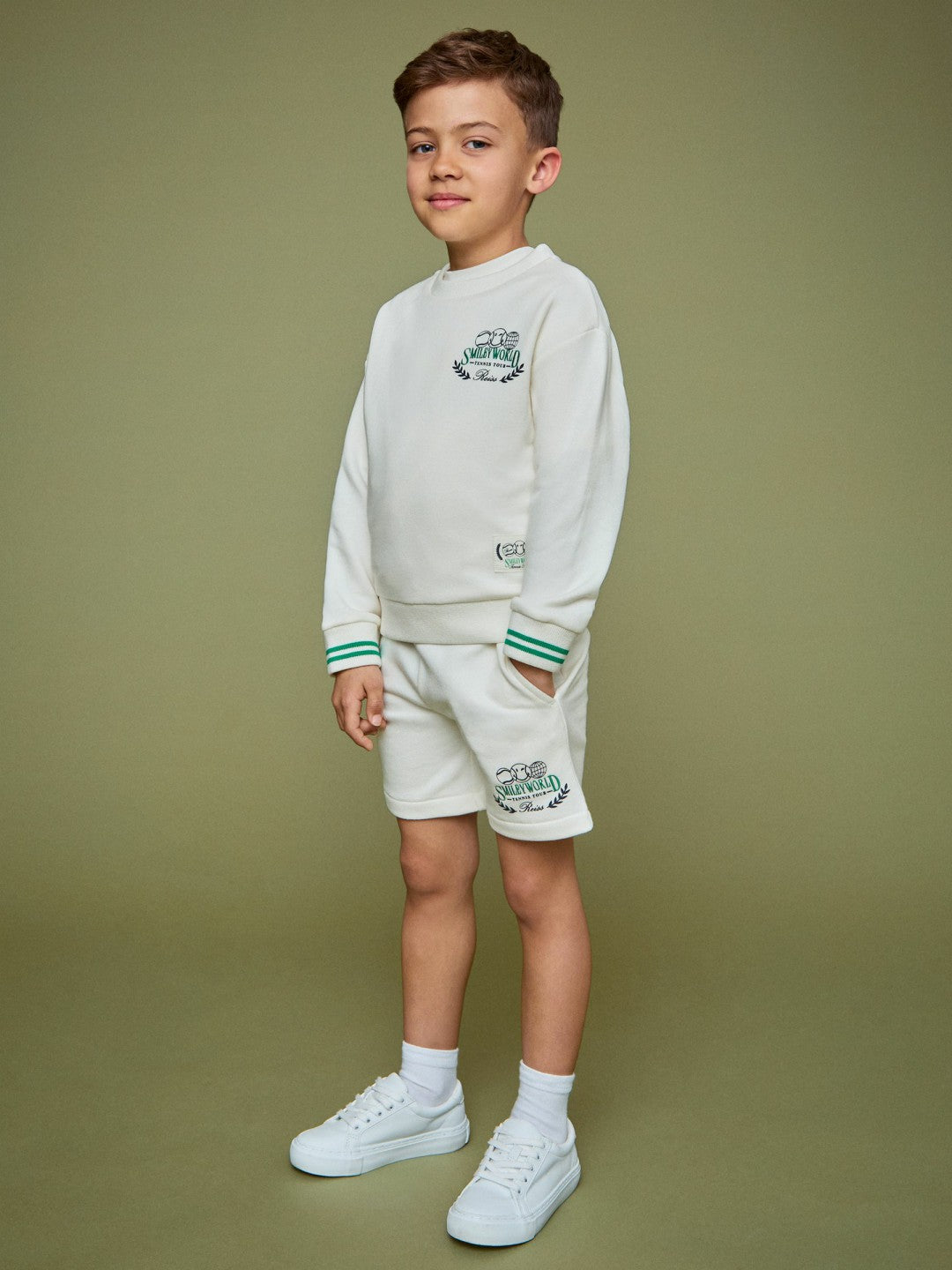 Reiss Affordable - 13-14 yrs SmileyWorld Logo Sweatshirt Unisex Fit in White