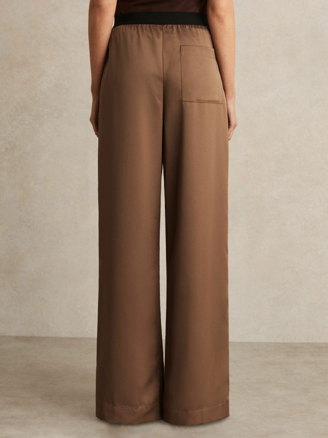 Reiss Best Seller - Petite Satin Wide Leg Elastic Waist Trousers in Taupe Neutral
