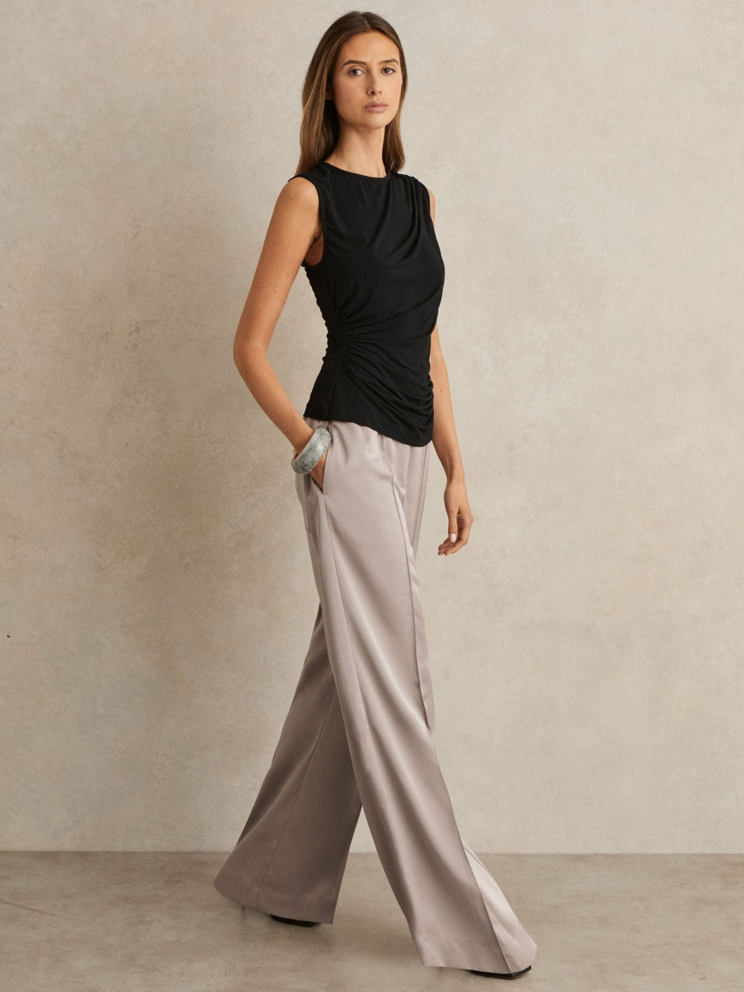 Reiss Sale - Petite Satin Wide Leg Elastic Waist Trousers in Grey