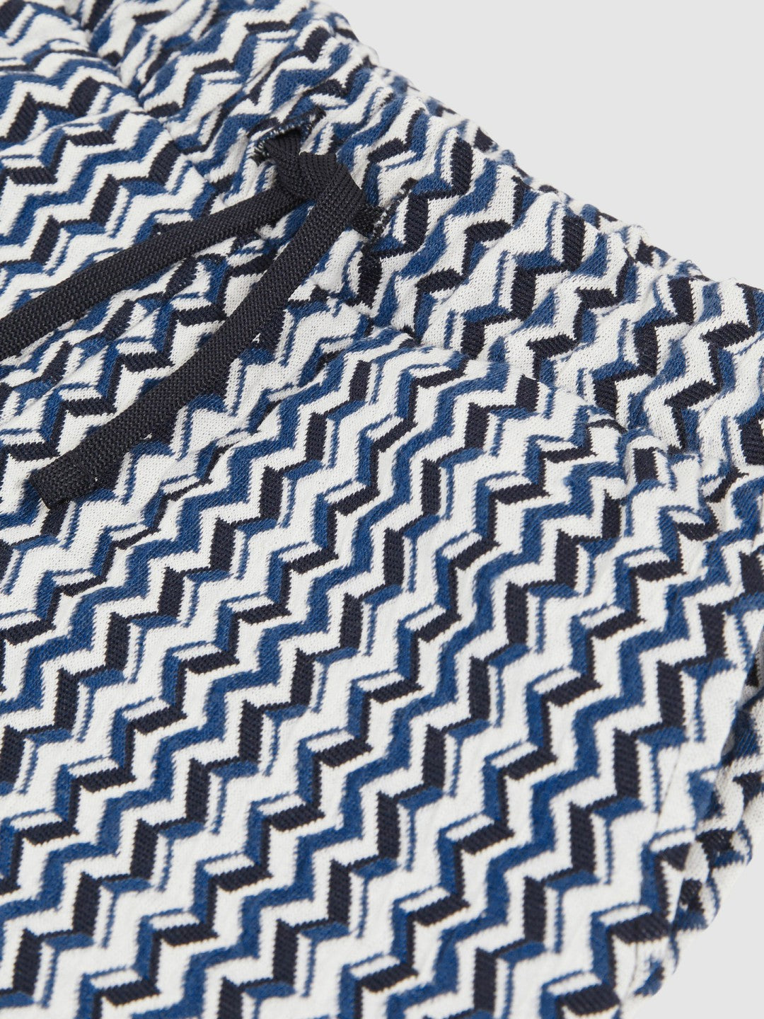 Reiss Offer - 3-9 yrs Zig-Zag Knit Drawstring Shorts in Blue