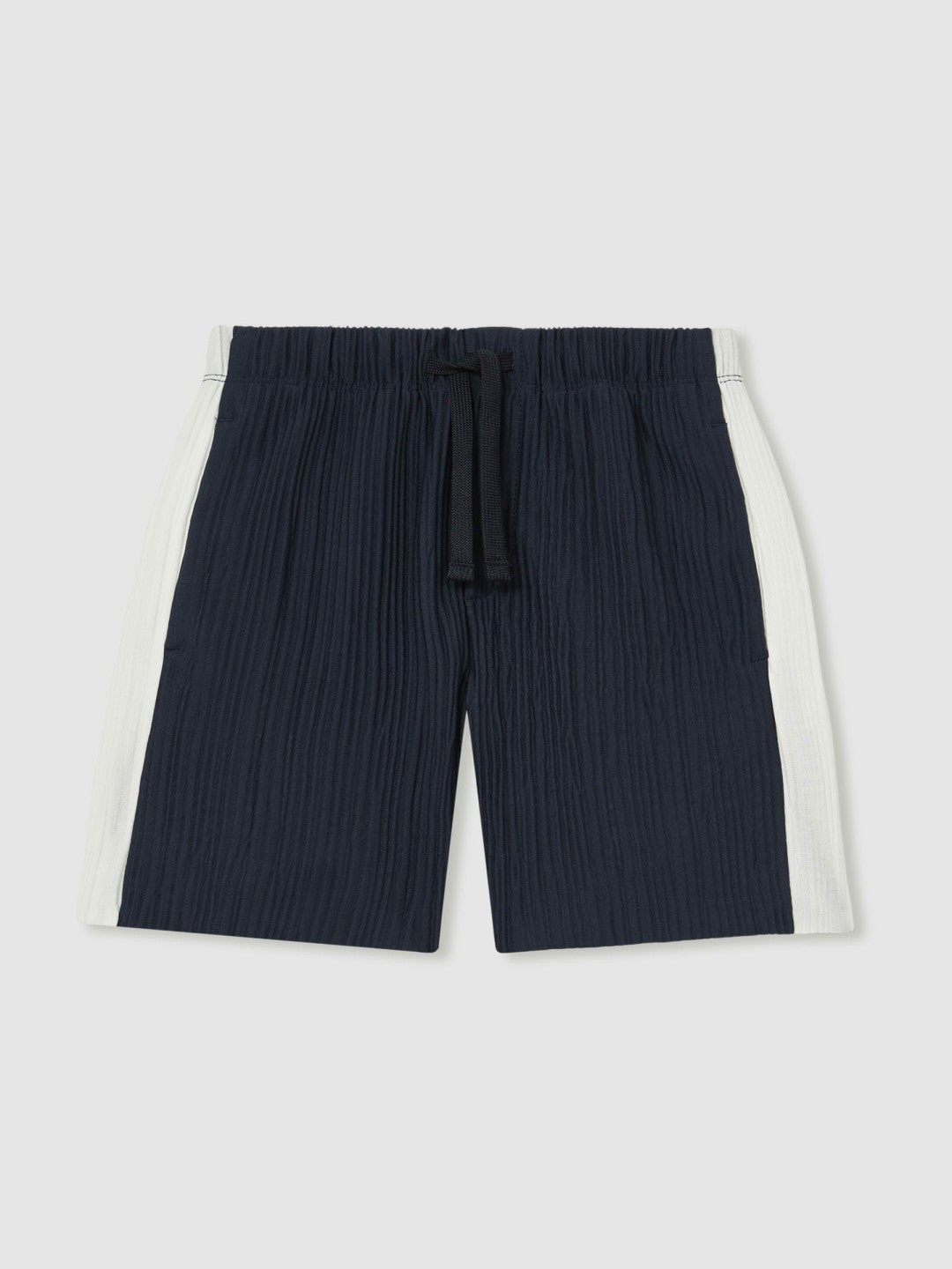 Reiss 9-13 yrs Plissé Colour-Block Shorts in Navy/White