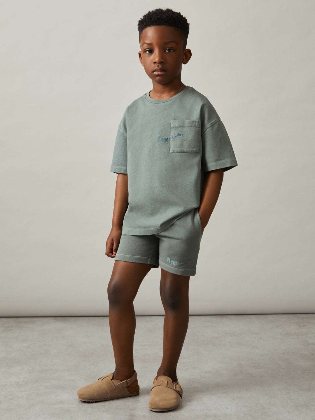 Reiss Affordable - 13-14 yrs Cotton Palm-Embroidery Oversize T-Shirt in Washed Sage