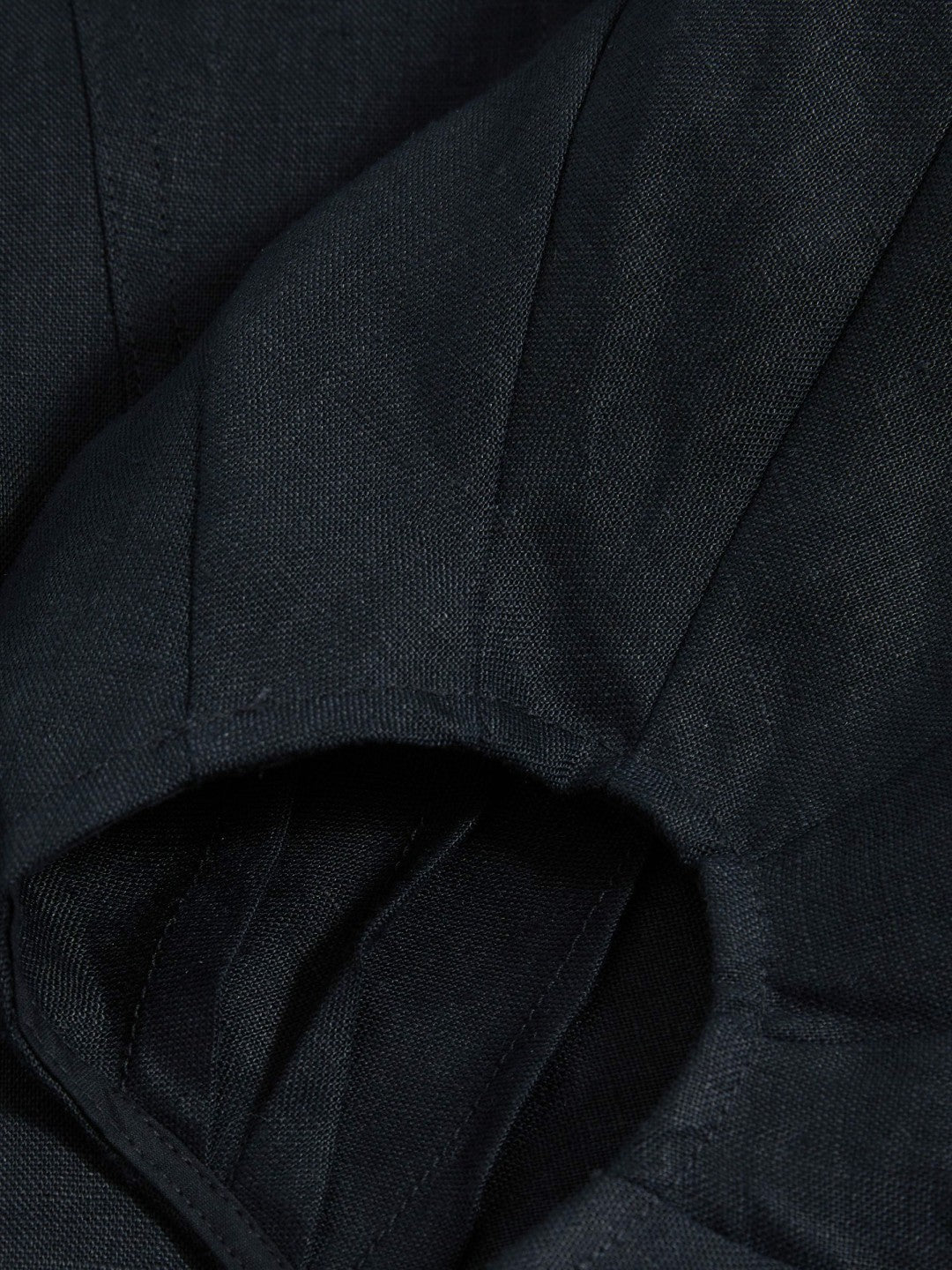 Reiss Popular Choice - Linen Balloon-Sleeve Top in Navy