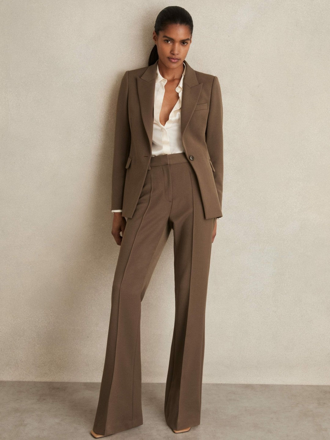 Reiss Best Seller - Petite Flared Suit Trousers in Mink Neutral