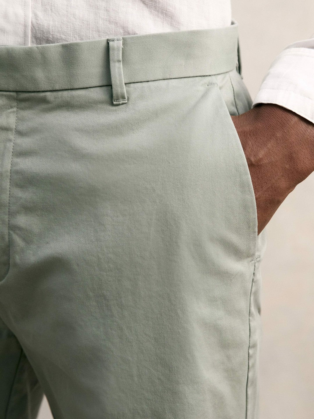 Reiss Short Length Casual Chino Shorts in Pistachio