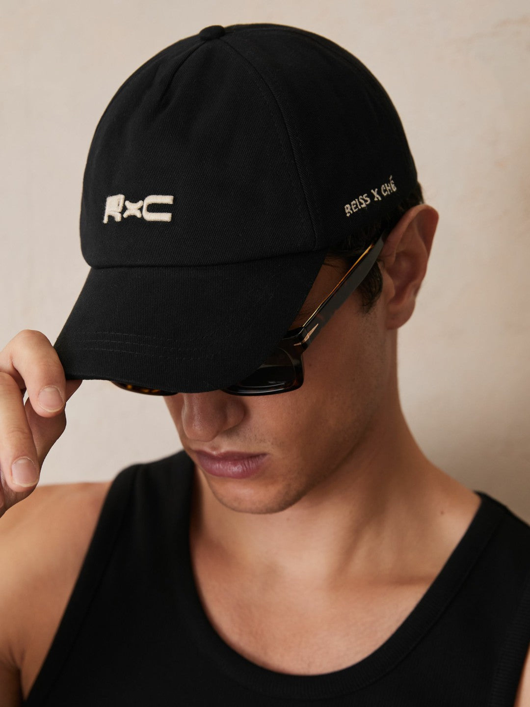 Reiss Offer - | Ché Logo-Embroidered Cap in Black
