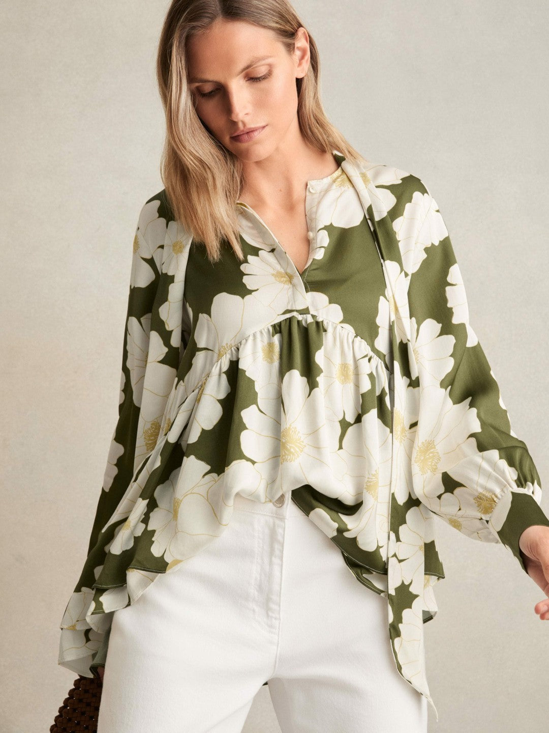 Reiss Value - Floral Tie-Neck Swing Blouse in Ivory/Green