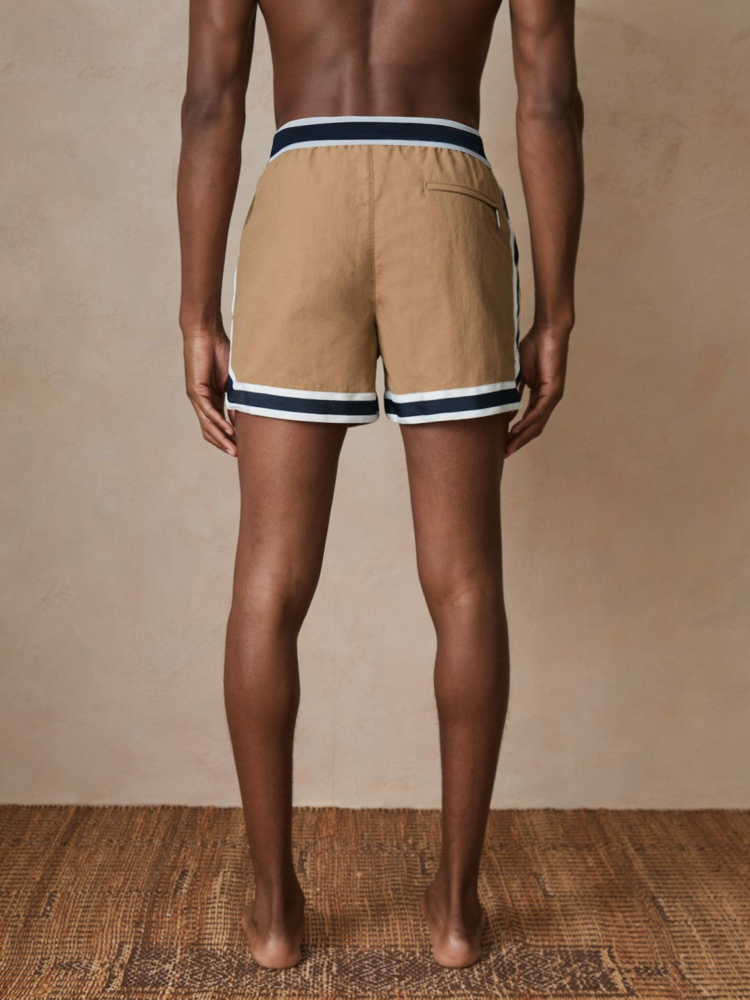 Reiss Deal - | Ché Stripe-Trim Swim Shorts in Camel