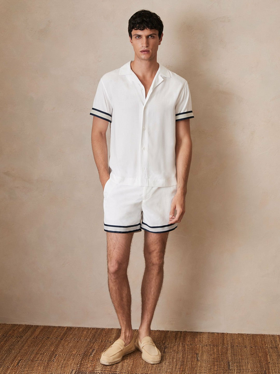 Reiss Popular Choice - | Ché Stripe-Cuff Shirt in White