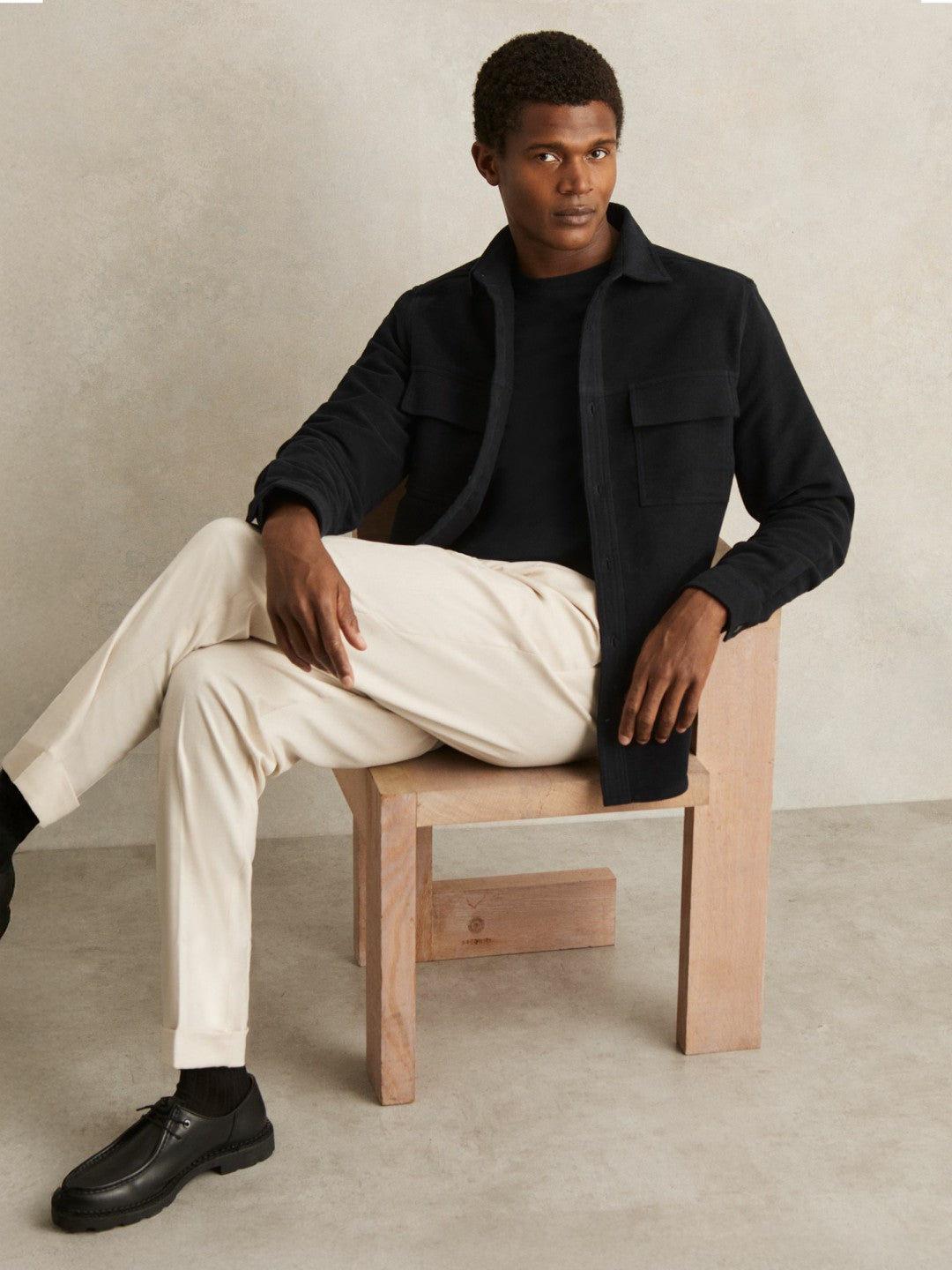 Reiss Popular Choice - Moleskin-Cotton Twin-Pocket Overshirt in Navy