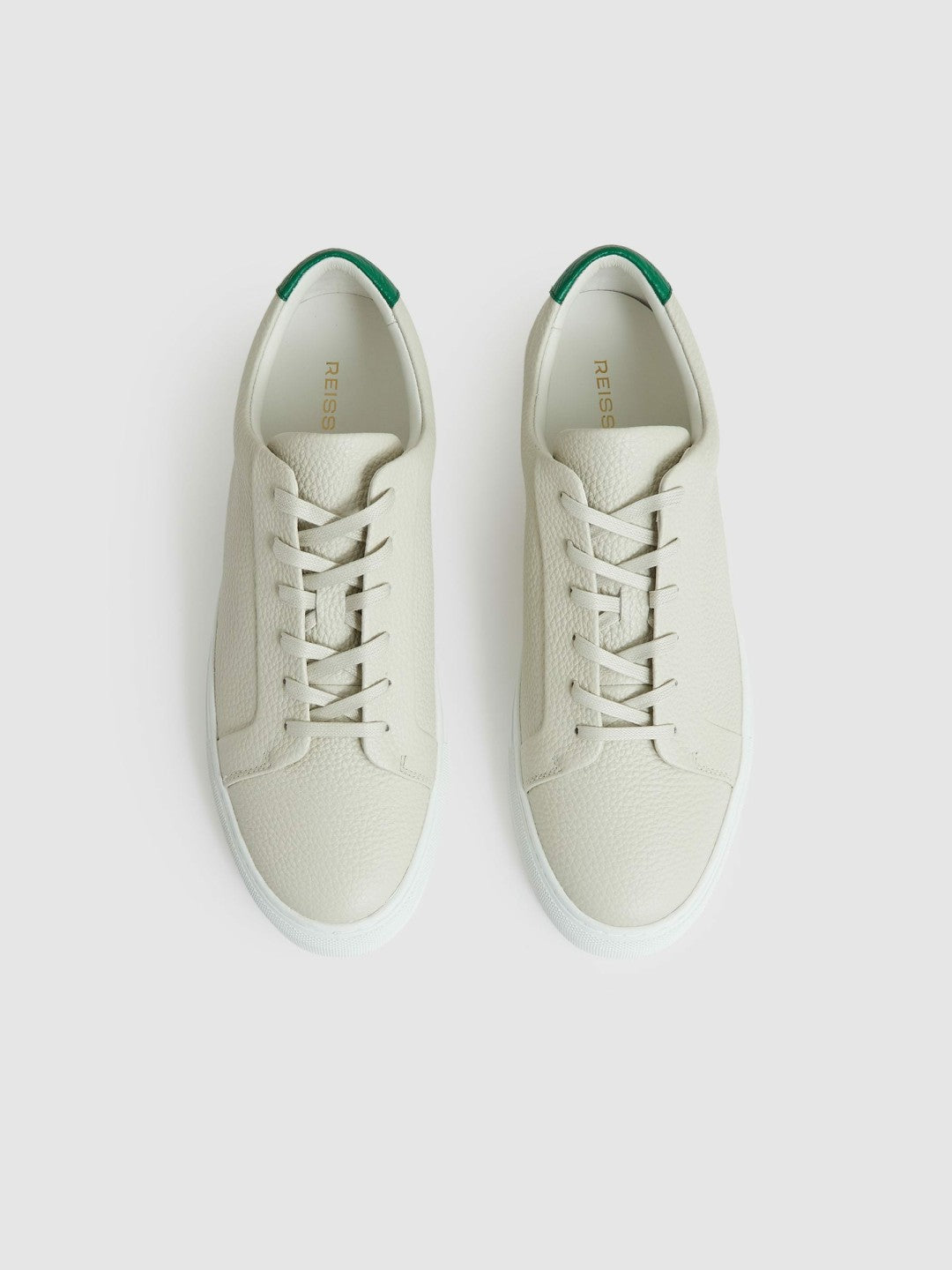 Reiss Value - Tumbled-Leather Low-Top Trainers in Off White/Green