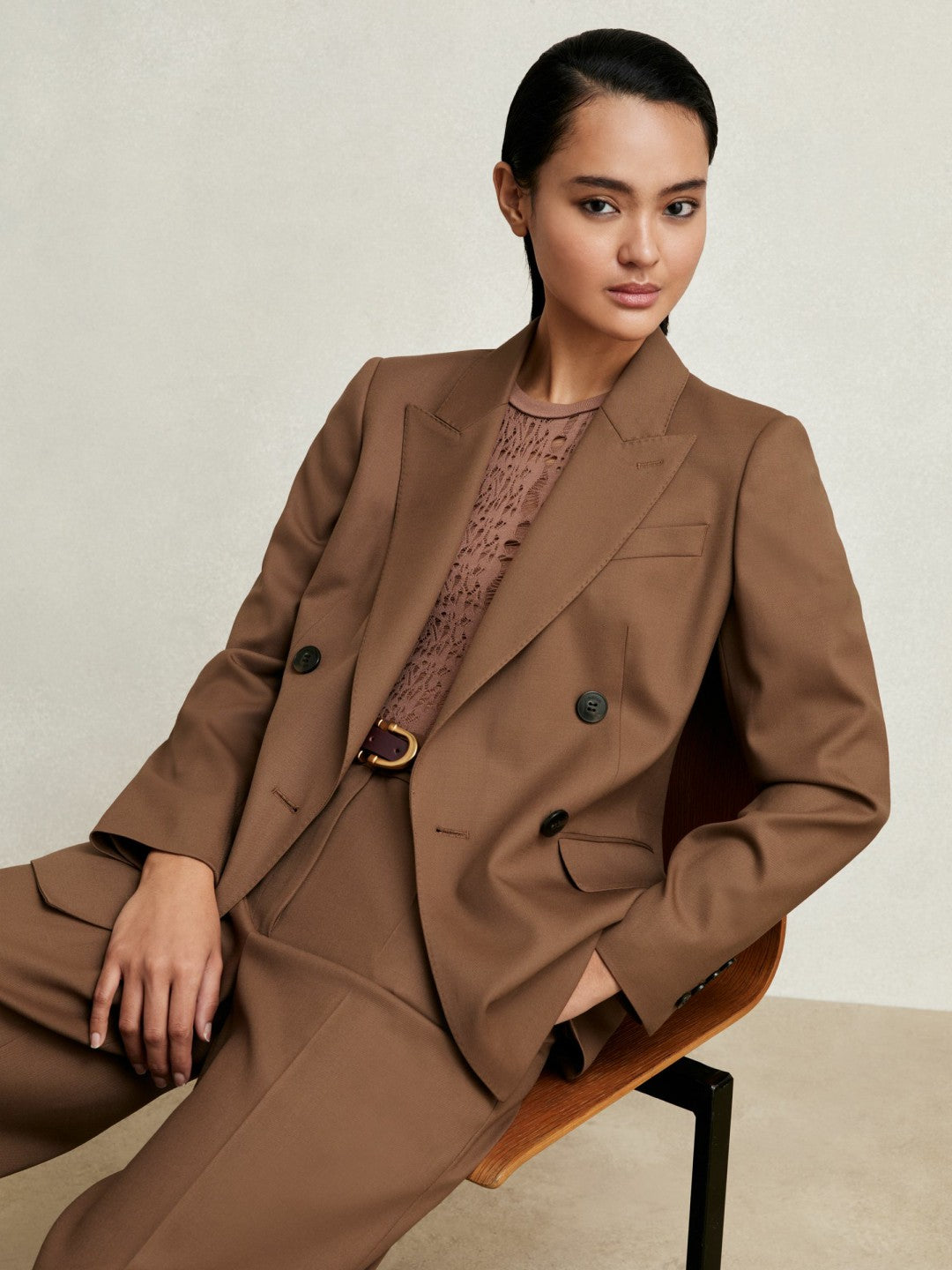 Reiss Deal - Petite Wool-Blend Double-Breasted Suit Blazer in Tan