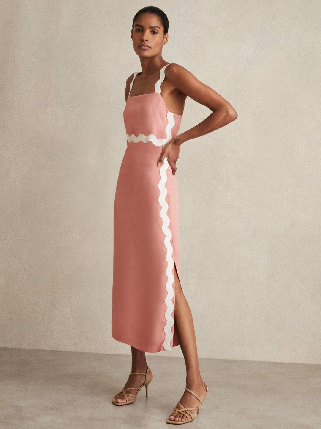 Reiss Wave-Trim Crepe Midi Dress in Pink