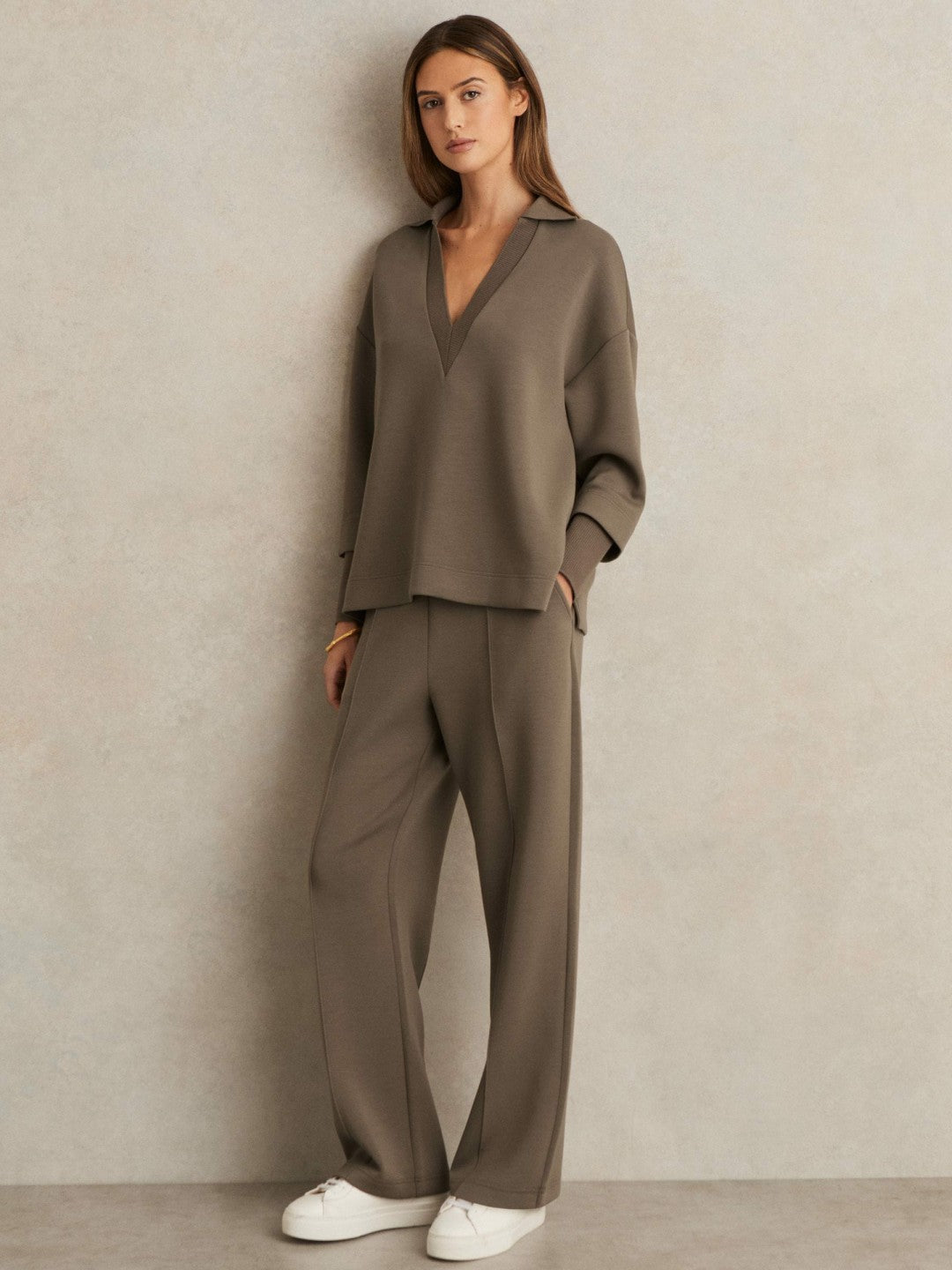 Reiss Savings - Interlock Open-Collar Sweatshirt in Khaki Green