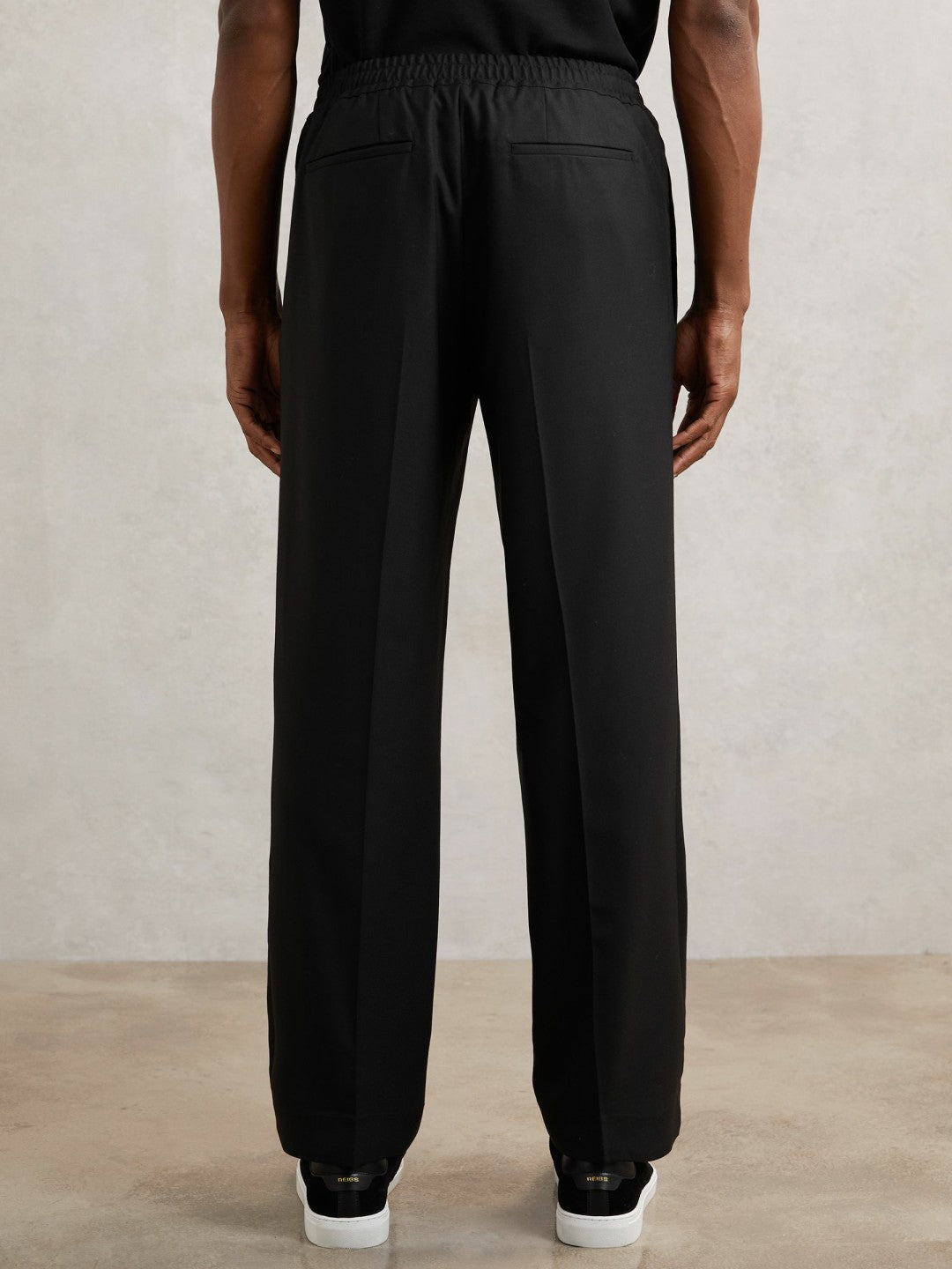 Reiss Best Seller - Relaxed-Fit Twill Drawstring Trousers in Black