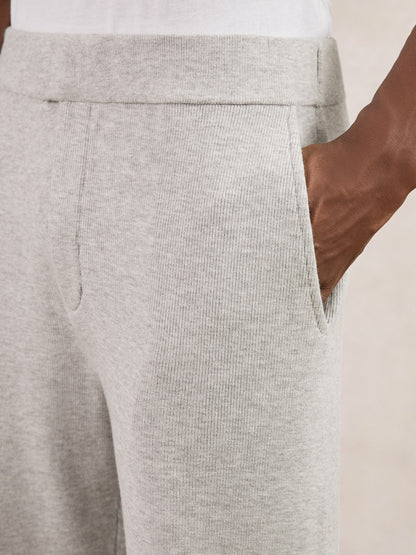 Reiss Value - Tapered Knitted Trousers in Soft Grey