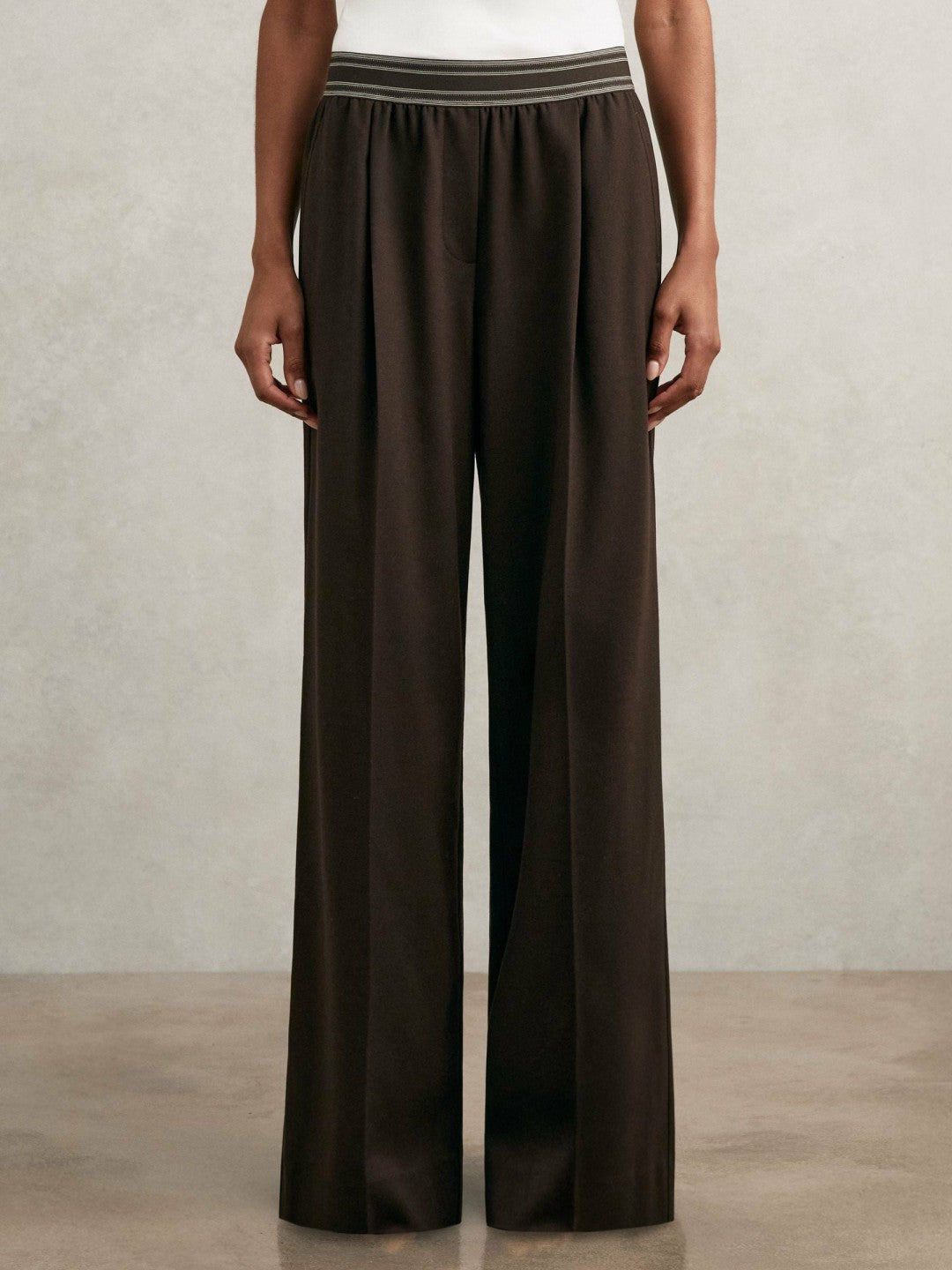 Reiss Best Seller - Wide-Leg Contrast-Waistband Trousers in Chocolate Brown