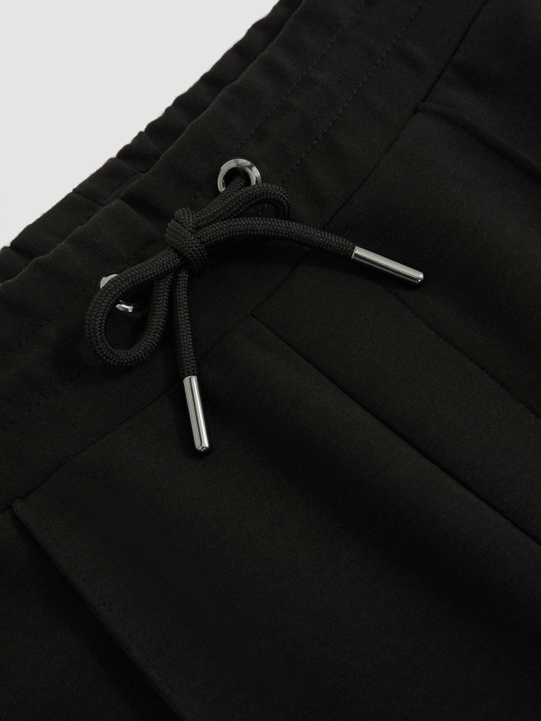 Reiss Popular Choice - Interlock Drawstring Joggers in Black