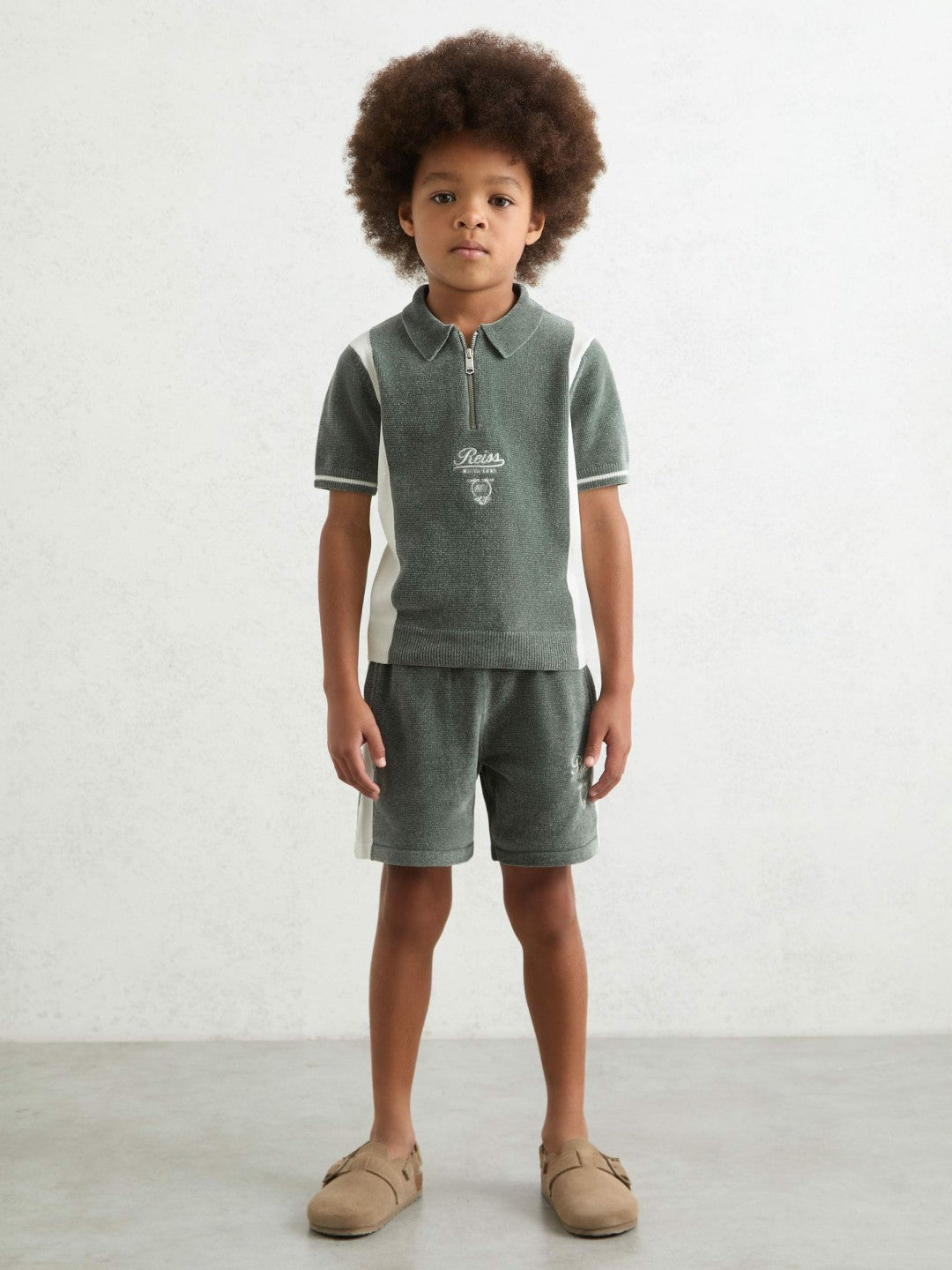 Reiss Popular Choice - 13-14 yrs Chenille Tipped Motor Cars Shorts in Dark Sage Green/White
