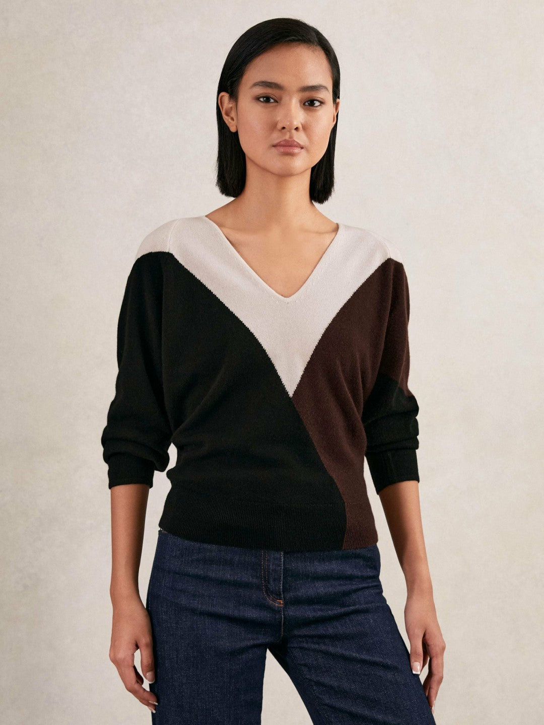 Reiss Featured - Wool-Blend Colourblock Knit Jumper with Cashmere in Black/Burgundy/Cream
