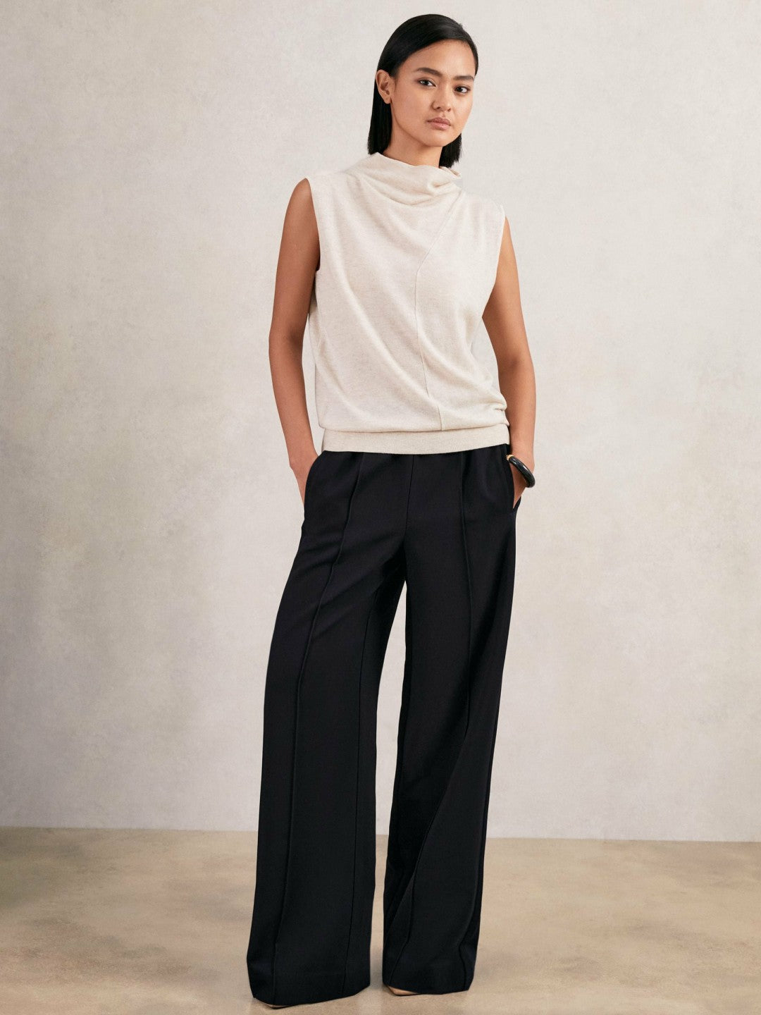 Reiss Value - Petite Wide Leg Elasticated Waist Trousers in Navy