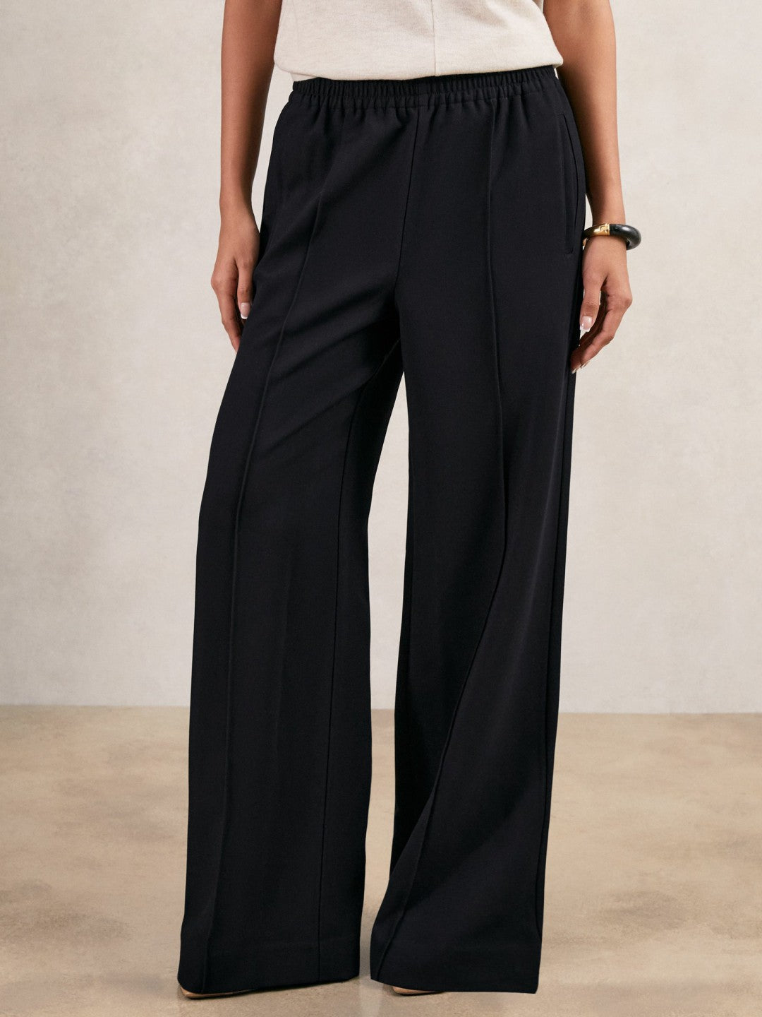 Reiss Value - Petite Wide Leg Elasticated Waist Trousers in Navy