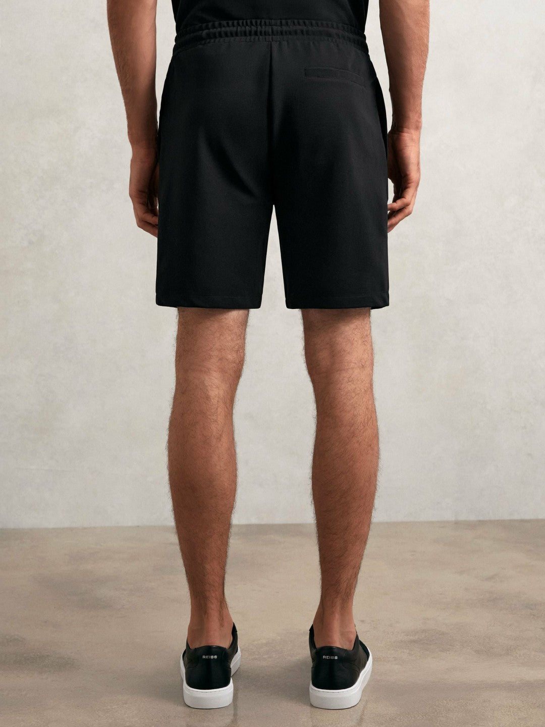 Reiss Featured - Textured Drawstring Shorts in Black